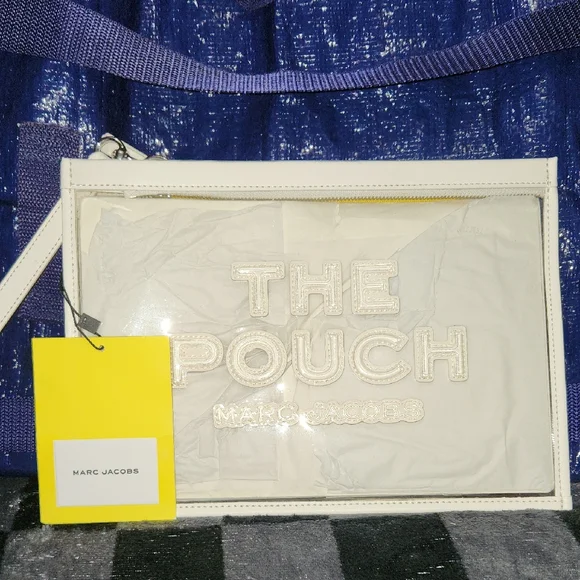 Marc Jacobs Cream 'The Pouch' Clutch - Picture 1 of 9